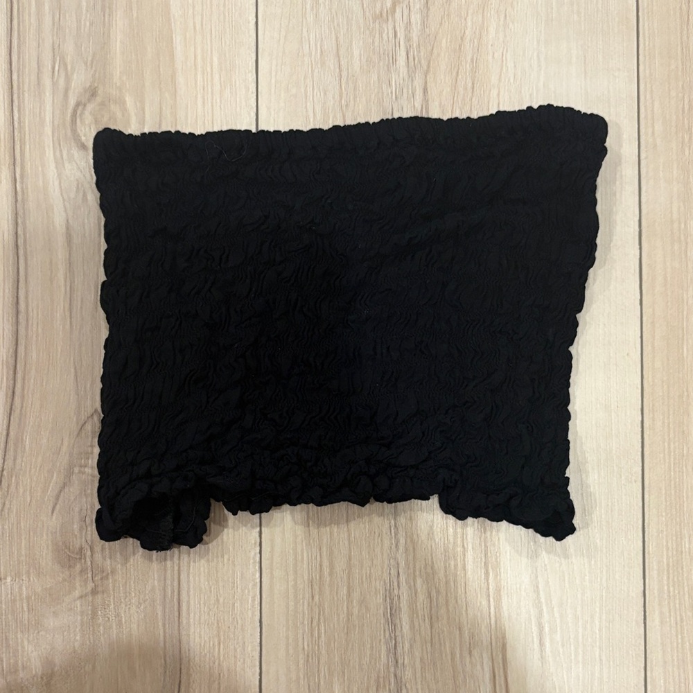 SHEIN Black Ruched Crop Top